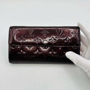 Louis Vuitton Vernis Wallet